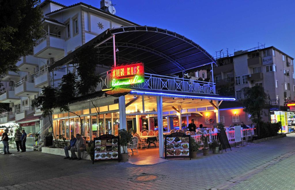 Sun Kiss Hotel Сиде Екстериор снимка