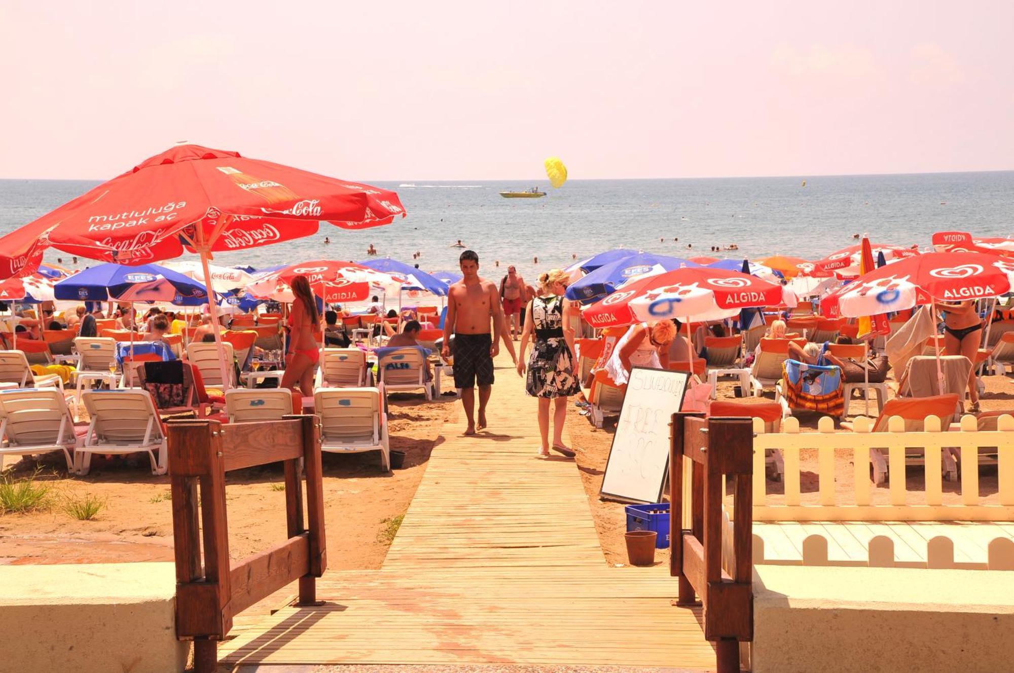 Sun Kiss Hotel Сиде Екстериор снимка